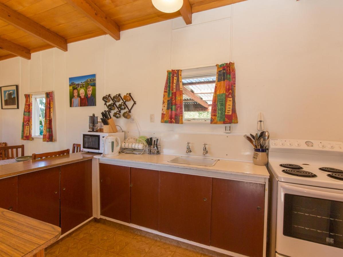 Southern Lakes Sweetie - Albert Town Bach Wanaka Extérieur photo