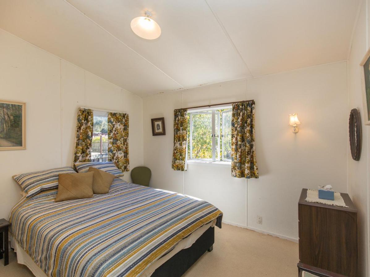 Southern Lakes Sweetie - Albert Town Bach Wanaka Extérieur photo